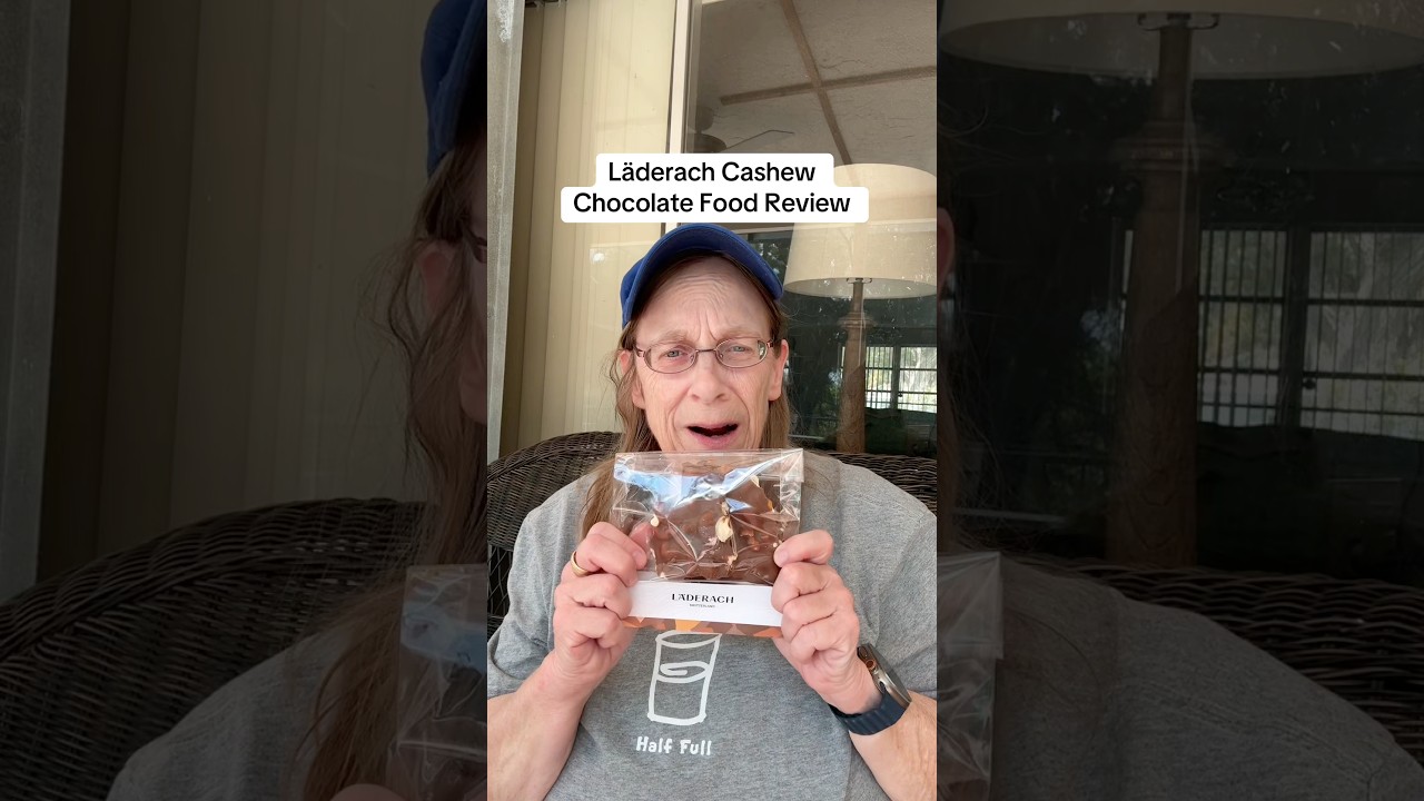 Конфеты Läderach Cashew Chocolate Candy 