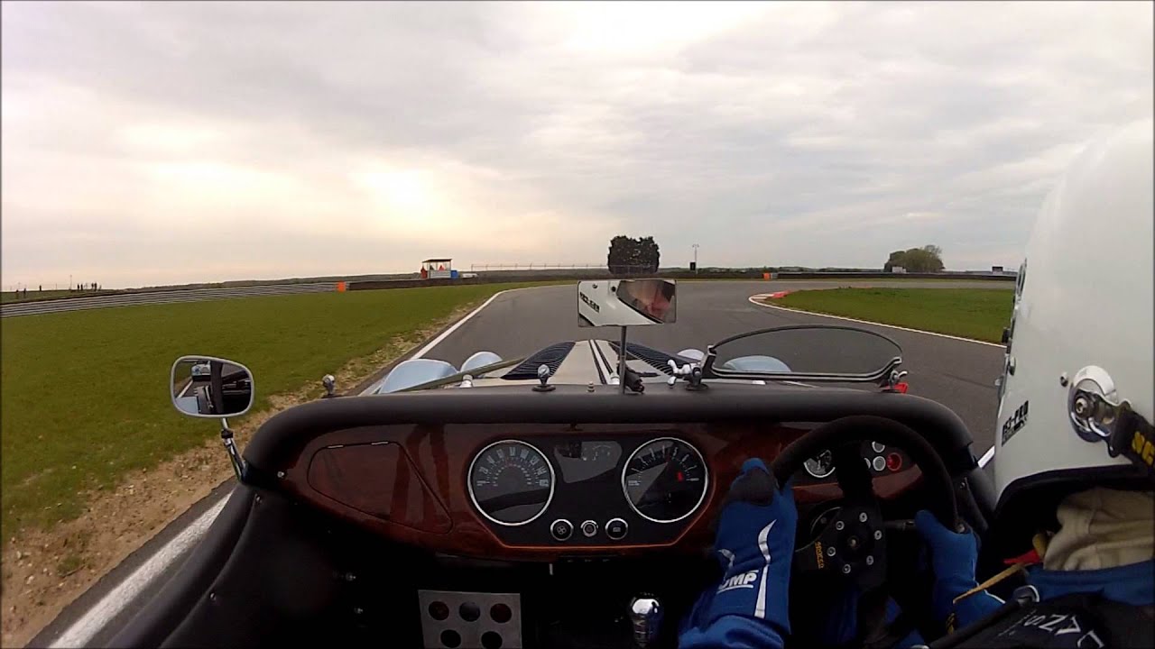MSCC Aero Racing Morgan Challenge Snetterton 300 2014 Race 1 - YouTube