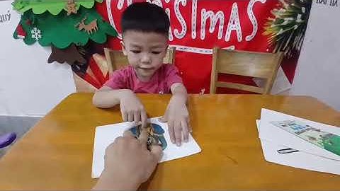 Tiếng Anh Giao Tiếp Phan Thiết: Bo practices talking about School Objects