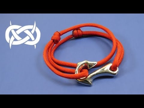 How to make a Fire/Fish Hook Adjustable Paracord Bracelet 