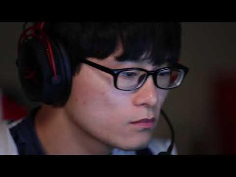 Cyber Monday 2019! HyperX Cloud Alpha Gaming Headset - White/Purple - Limited Edition