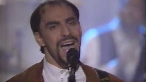 Smithereens • A Girl Like You • (Live Arsenio Hall 1990) • STEREO