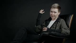 Sasha Vinogradova - Interview by Motion Plus Design
https://www.motion-plus-design.com | FIGHTING FOR MOTION DESIGN ART!
- Watch our exclusive speakers interviews | https://www.motion-plus-design.com/events/interviews
- Watch our exclusive speakers talks | https://www.motion-plus-design.com/events/talks
- Learn what Motion Design is | https://www.motion-plus-design.com/learn/motion-design
- Find a school to learn Motion Design | https://www.motion-plus-design.com/learn/city
- Find online resources and courses | https://www.motion-plus-design.com/learn/online
- Find out where to attend our next editions | https://www.motion-plus-design.com/events/main
Motion Plus Design is promoting the explosive art of motion design across the world by creating international events and sharing its best resources. With now yearly editions in Los Angeles, Paris & Tokyo, Motion Plus Design is spreading over the world in 15 cities from Rio to Istanbul, New Delhi to Seoul.
#motionplusdesign #motiondesign #motiondesigners #motiongraphics #motionart #motionartists Sasha Vinogradova - Interview by Motion Plus Design