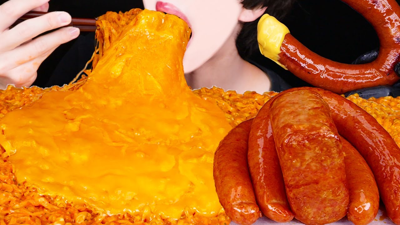 ASMR CHEESY SPICY CARBO FIRE NOODLES KIELBASA SAUSAGE SPAM MUKBANG먹방チーズプルダックポックンミョン 咀嚼音EATING SOUNDS