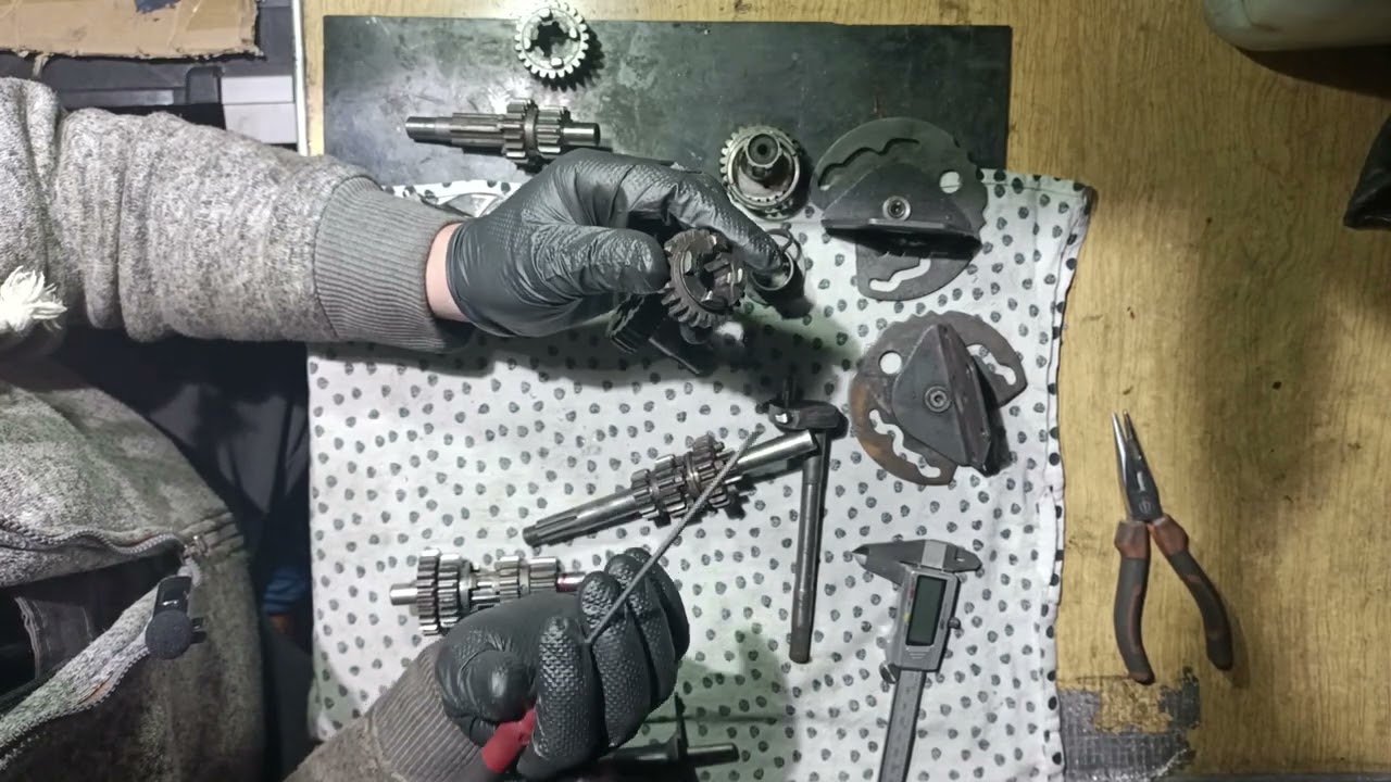 Skrzynia biegów silnik W2  SHL Gazela, WSK 175, 059, 060