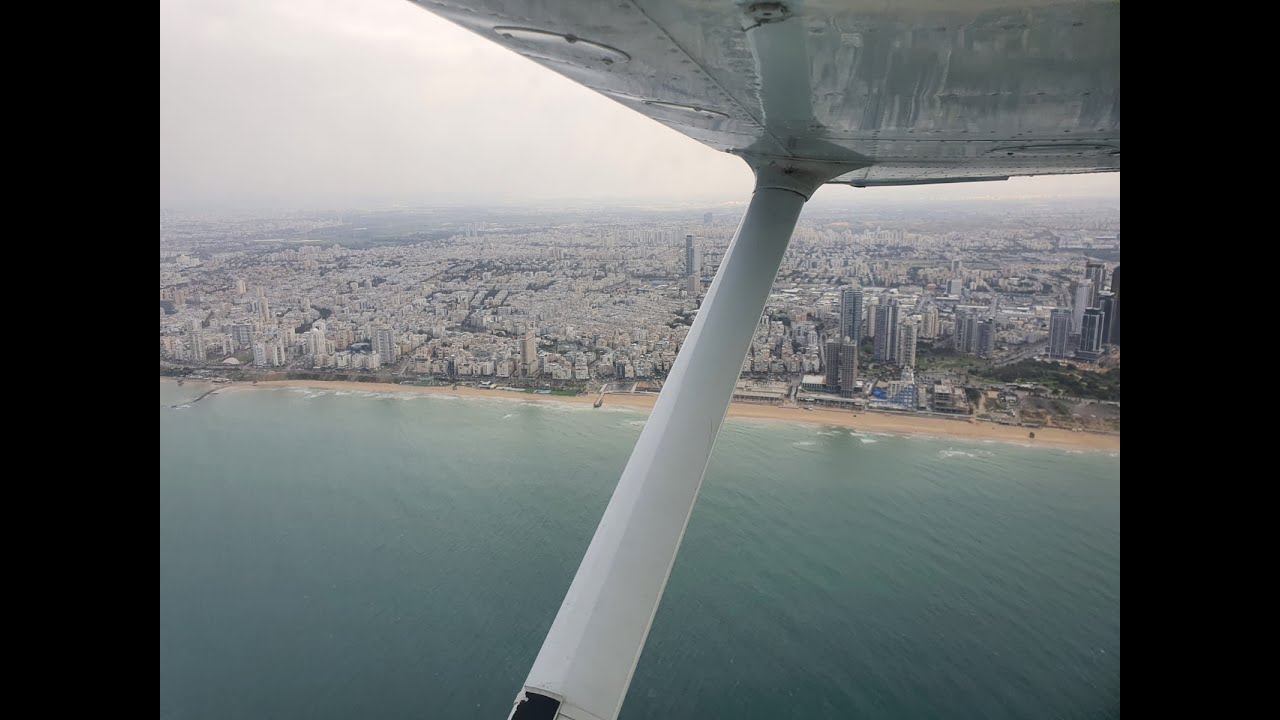 טיסת סיור של המשרד להגנת הסביבה מעל חופי ישראל