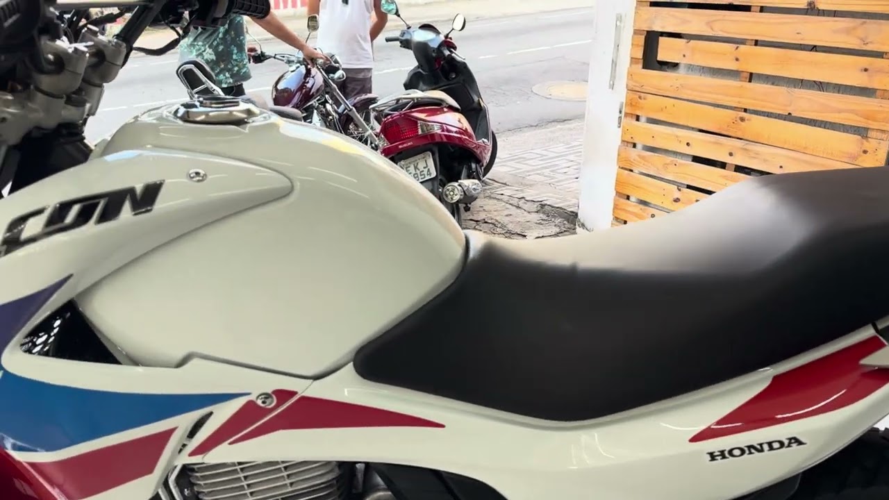 HONDA NX 400I FALCON 2015 BRANCA 59.000 KM TEBI MOTOS