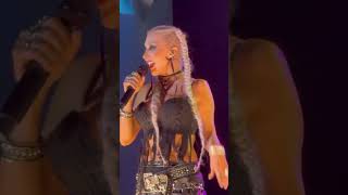 Hande Yener - Kelepçe İzmir Çim Konserleri