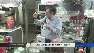 Packed House Awaits Ted Cruz In Missouri Valley