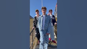 OUT NOW: “Ik ga je bellen”. Op Spotify & YouTube Music! #ikgajebellen #newmusic #boyband #shorts