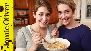 Italian Chef Reacts to JAMIE OLIVER CARBONARA Video