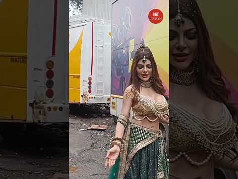 Bollywood update: Actress #SherlynChopra spotted at the Film City. #ytshorts #trending #paparazzi
