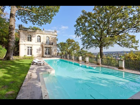 SOLD - Demeure historique à St Cloud / Historic mansion in Saint Cloud, near Paris