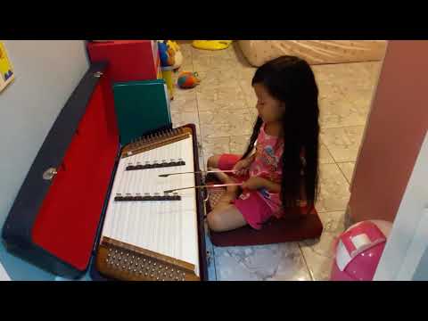 น้องก้านตูน ป.1เล่นเพลงแขกบรเทพ