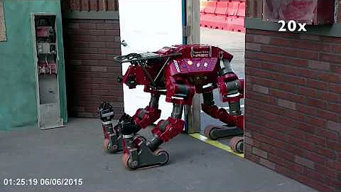 CHIMP Robot Full Run at DARPA Robotics Challenge Day 1