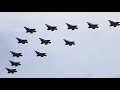 12機のF-35が大編隊飛行! 三沢基地航空祭2022