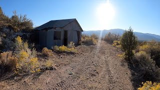 Creepy Abandoned Mine Building Basement
While looking for abandoned mines, we came across this truly creepy building. Im not sure if it was a mess hall, a barracks, or a combination of the two, but regardless, it was creepy as creepy gets! Hope you enjoy it!
~ ~ ~ ~ ~ ~ ~ ~ ~ ~ ~ ~ ~
Looking for a way to support the channel, or just get your hands on Miner49er merch? Check out my store:
https://miner49er.myspreadshop.com/
*** Thanks for the support! *** Creepy Abandoned Mine Building Basement