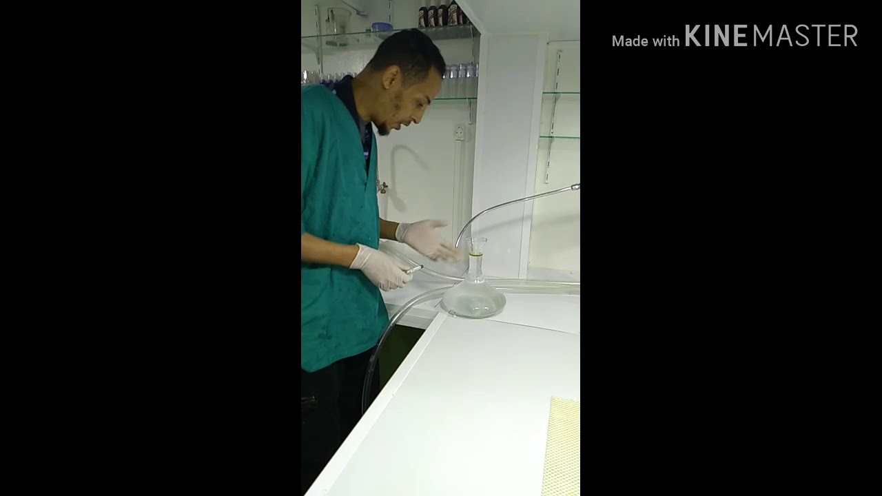 استخراج زيت الخزامة بالتقطير