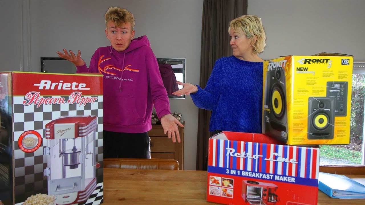 MOEDER NIET BLIJ! 2000 EURO *** GEKOCHT VOOR MIJN KAMER!!