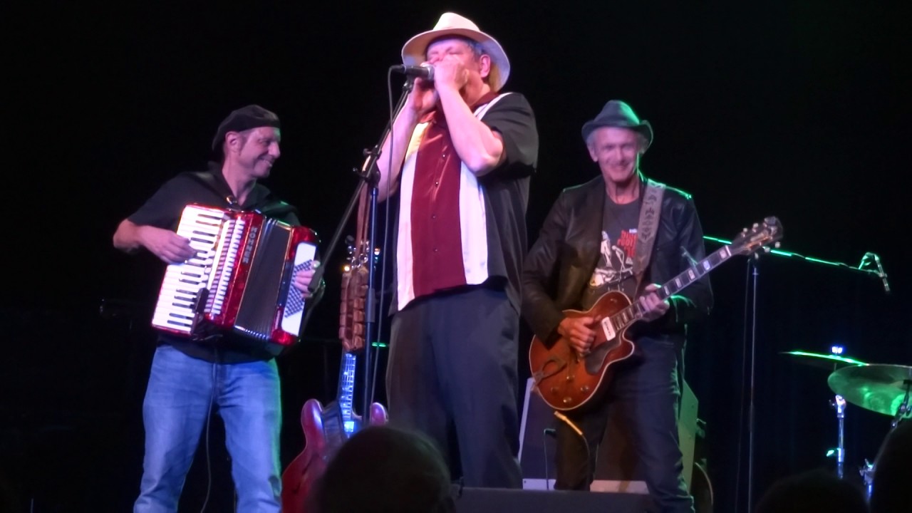 00060 Chuck Berry 90a Promised LandMojo Blues Band live YouTube