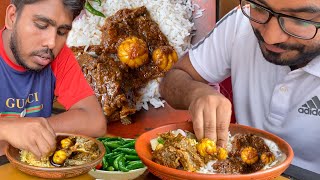 Eating Lunch(Rice & Spicy Meat Curry, Chui Jhal Gosht) With Friends at Jomidari Bhoj