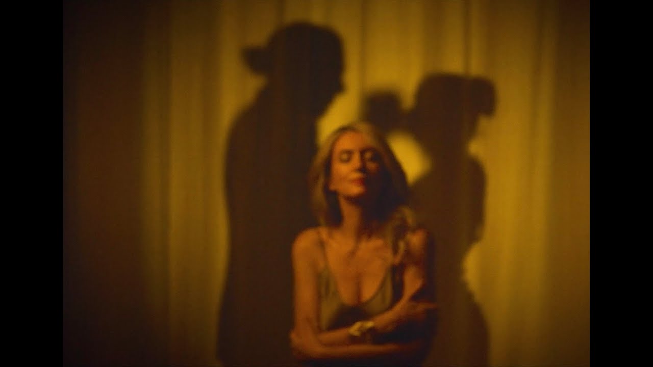 Athena Andreadis - Dance Me to the End of Love (Leonard Cohen Cover)