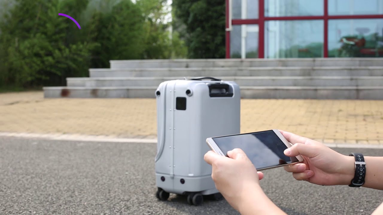 Smart bag : la valise connectée avec batterie inamovible interdite - Flying  Smart