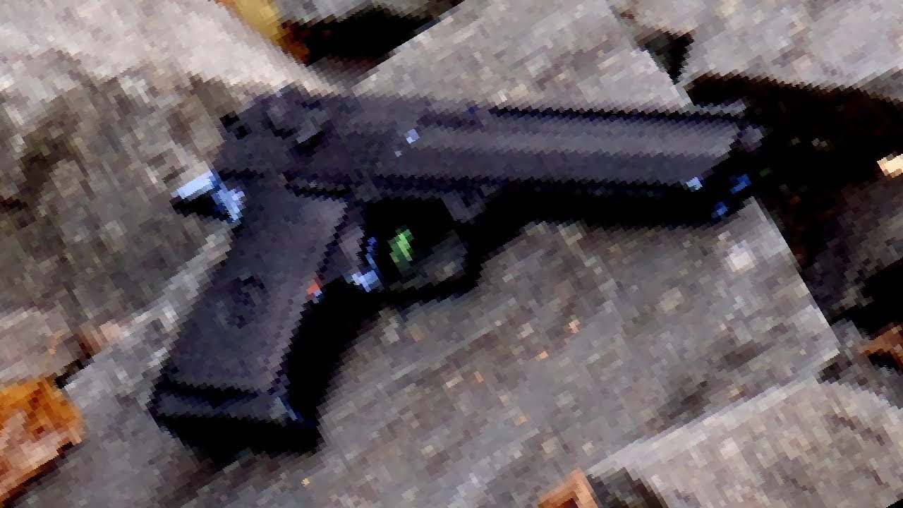 Hey Look! A Gun!