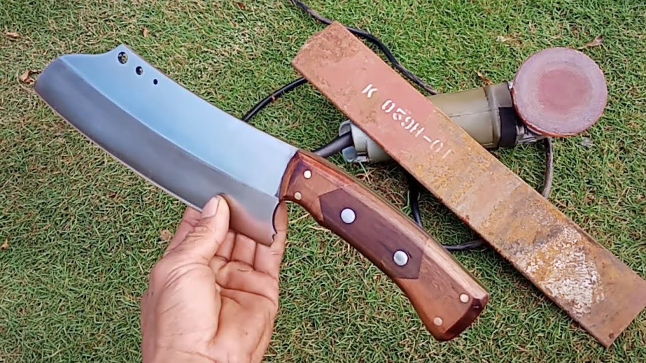 proses full,membuat golok cincang
dari per berkarat
black smiting_forging kitchen knife_cleaver