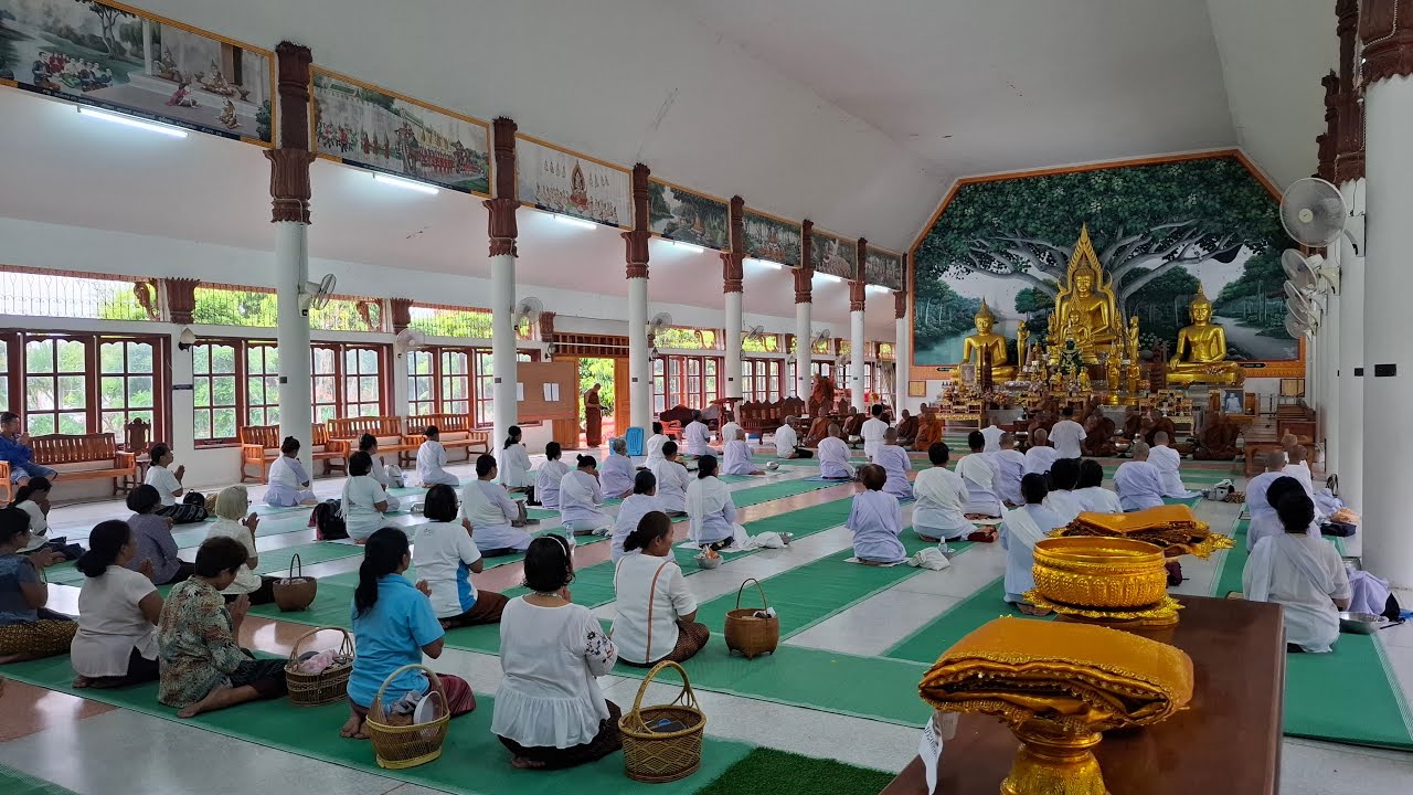 ธรรมะหลังพวงมาลัย กำลังถ่ายทอดสด!