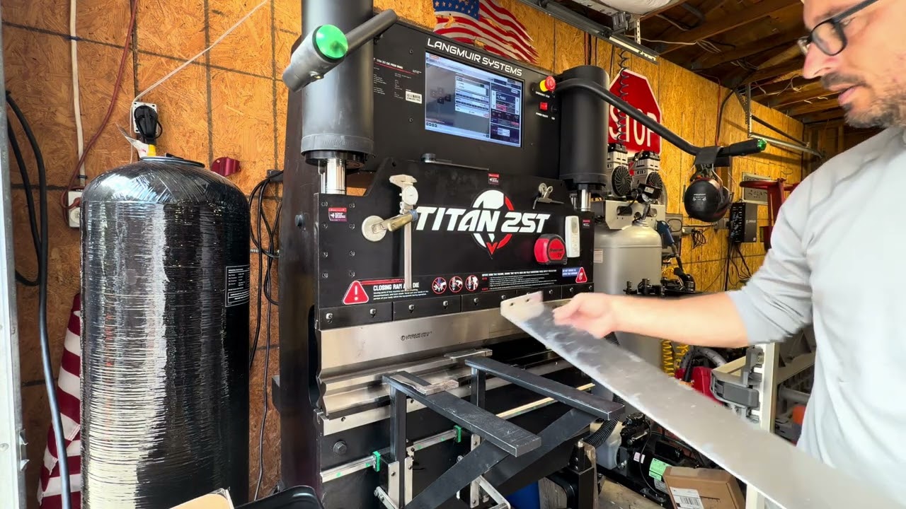 Langmuir Titan T25 cnc press brake - YouTube