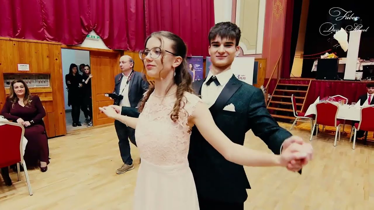 Venčekový ples - ZŠ J. Kollára a Katolícka spojená škola