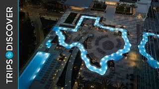 Texas-shaped Lazy River at Marriott Marquis Houston