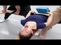 痛みに耐えながら開脚体操をするダンスガール #強制柔軟