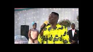MC Ndolela mwanawasu, Hauwezi kuboreka huyu ndugu yetu, tazama viatu vya nguvu e bwanaeee
