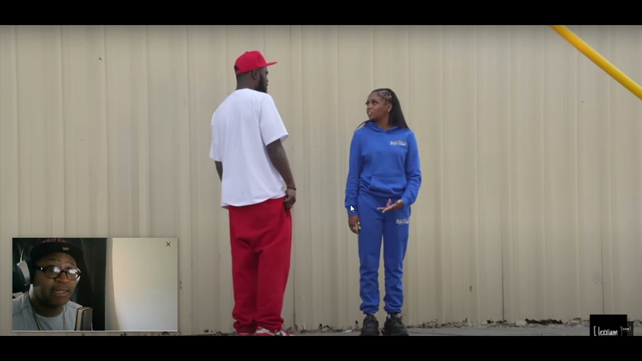 WOMAN PRANKS GANGSTERS AROUND THE STREETS OF LA BY THROWING UP FAKE