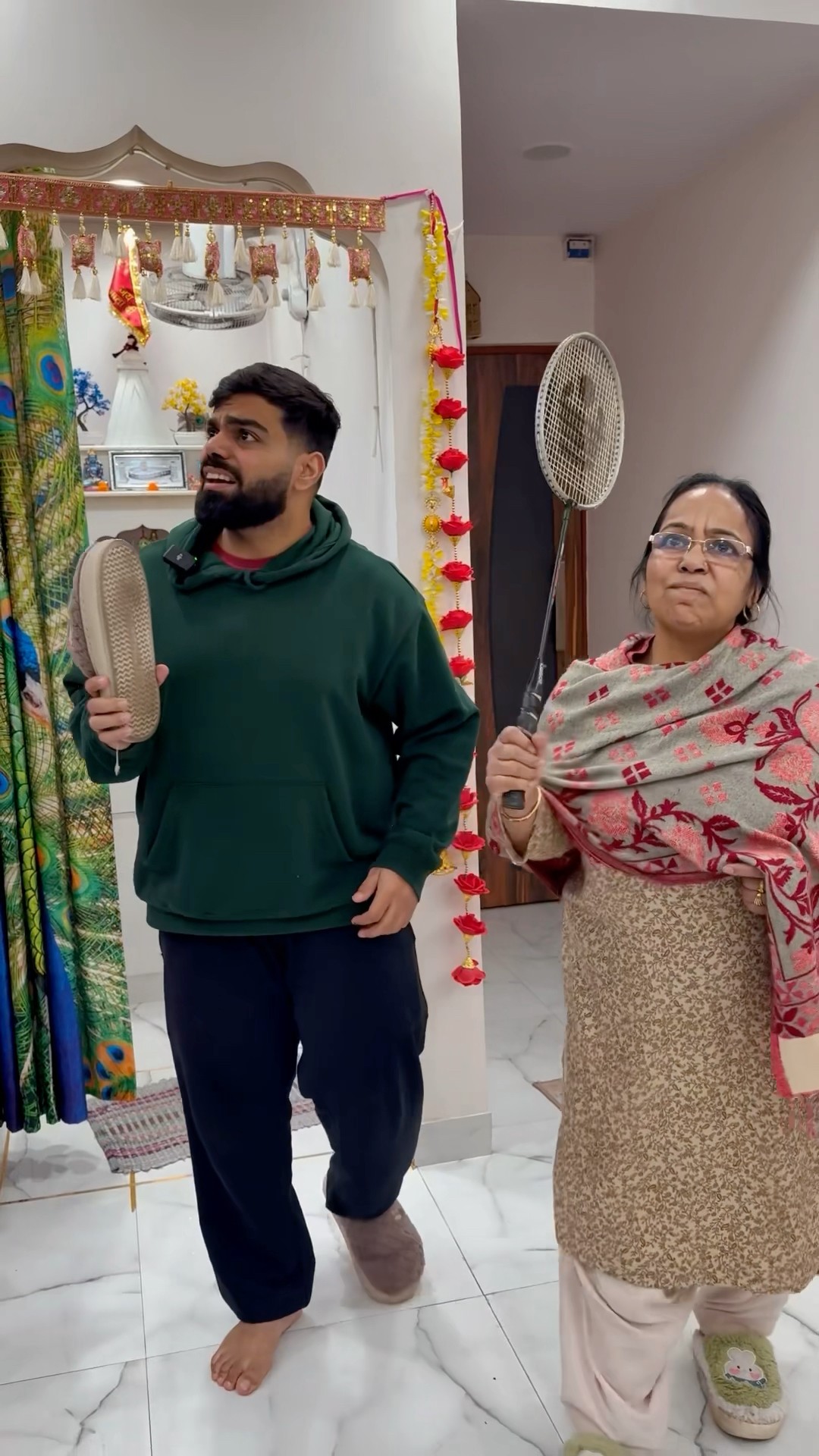 Gaurav or mummy nai machar mara wait for twist #shorts #youtubeshorts #gauravaroravlogs