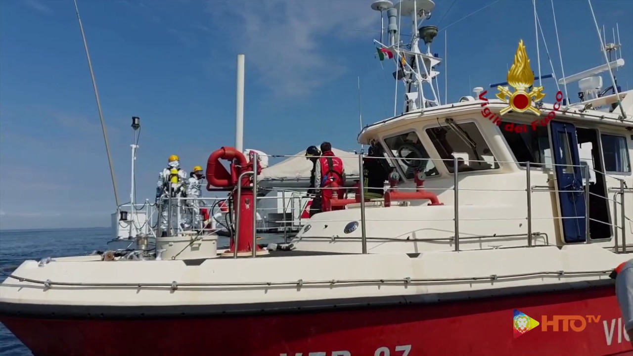 Vigili del Fuoco - Trieste, Esercitazione antincendio a bordo di una nave - www.HTO.tv