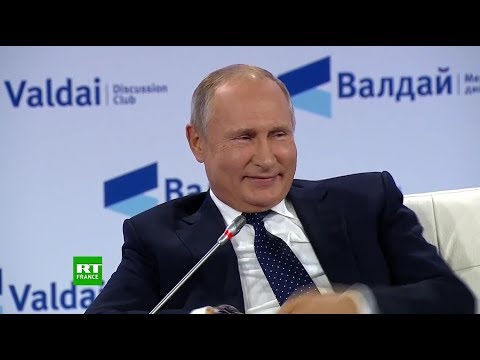 Vladimir Poutine participe à la 15e réunion annuelle du Club Valdaï à Sotchi