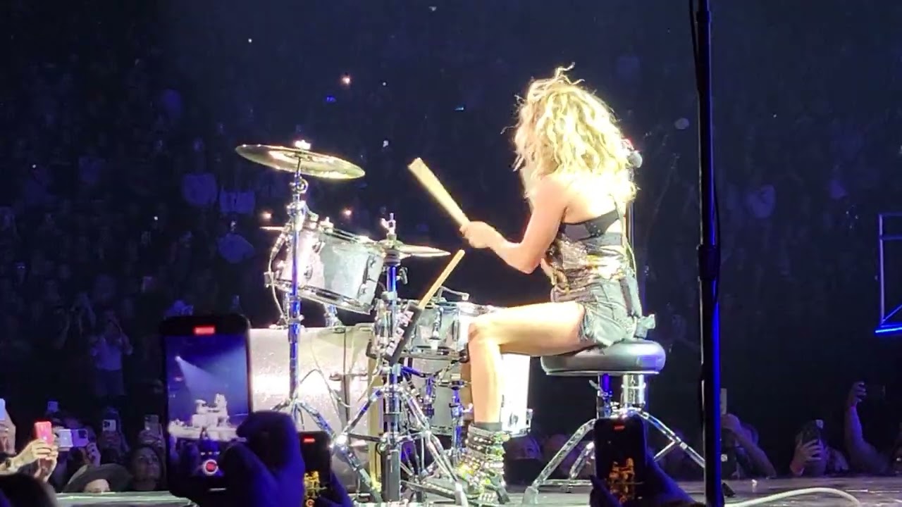 Carrie Underwood on Drums