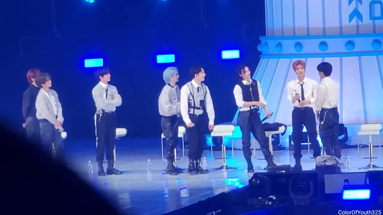 230702 스트레이키즈 팬미팅  옆멤버 칭찬해주기