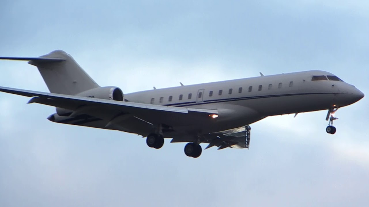 Bombardier Global 6000 Arriving in to Melbourne Airport YouTube