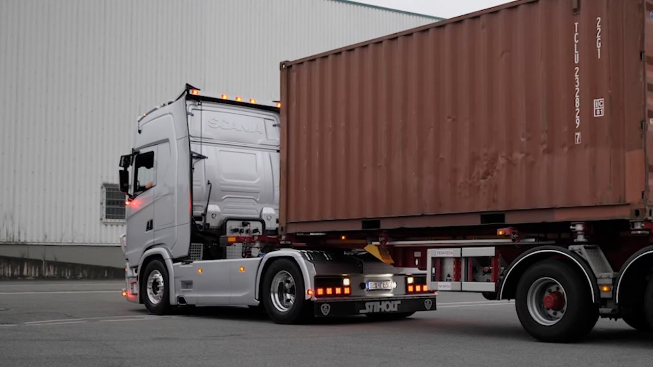 Dennison Trailers Megaliner