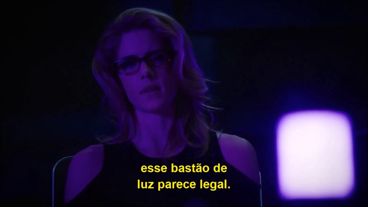 Arrow 5x20 Oliver e Felicity ficam presos no Bunker - Legendado