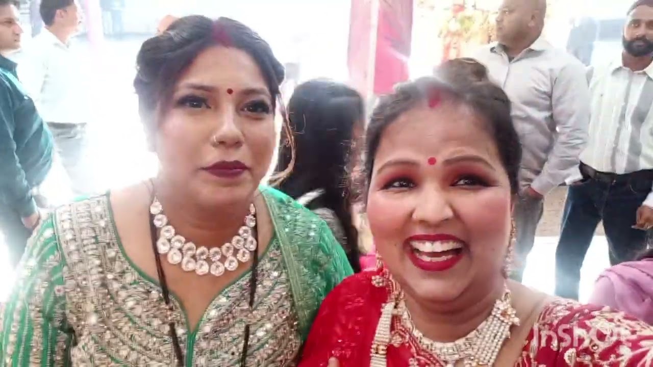 Family ke sath kiya shadi me full enjoy 🥰