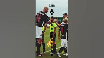 اطول لاعب في كرة القدم 