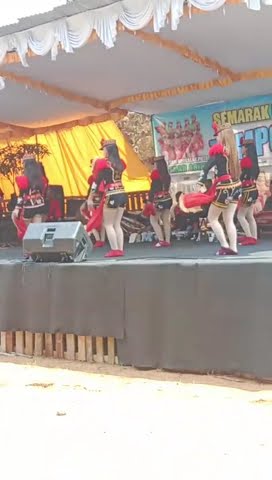 Tari ndolalak live wisats tampomss #banjarnegara #kesenian #ndolalak