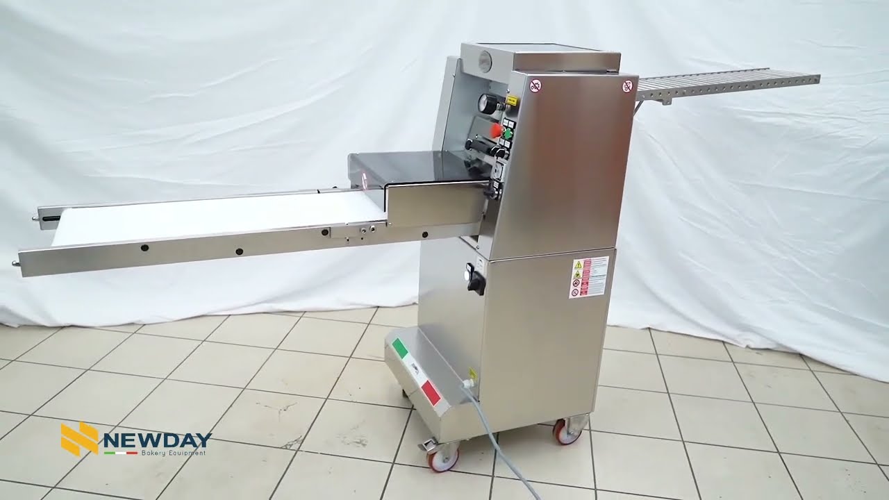 Grissinatrice - Breadstick shaper machine