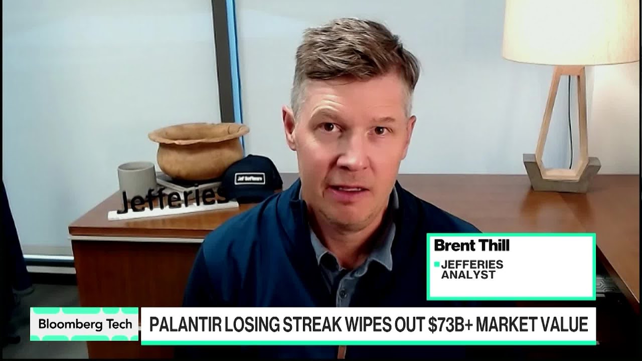 Palantir Fundamentals On a Different Planet: Thill