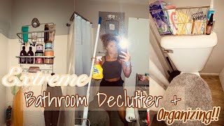 DECLUTTER AND ORGANIZE MY BATHROOM WITH ME!! (MOTIVATING)